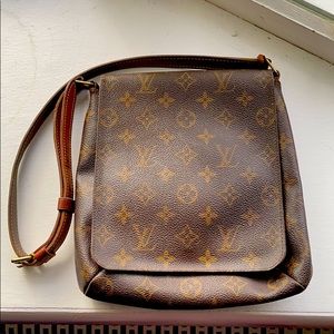 Louis Vuitton over the Shoulder Classic Purse